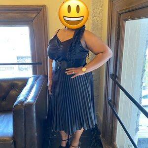 SHEIN Black Pleated Dress